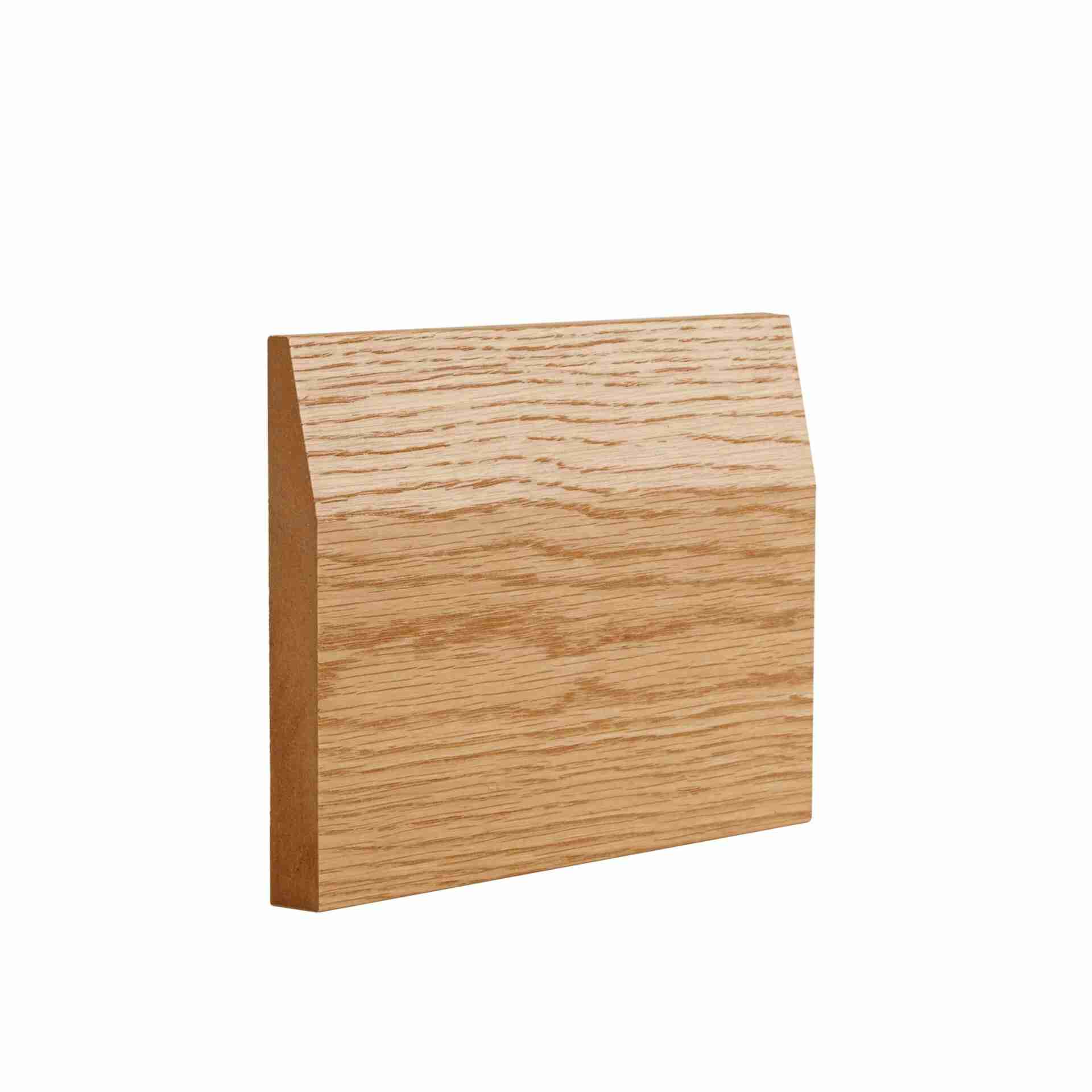 Déanta Oak Half Splayed Skirting