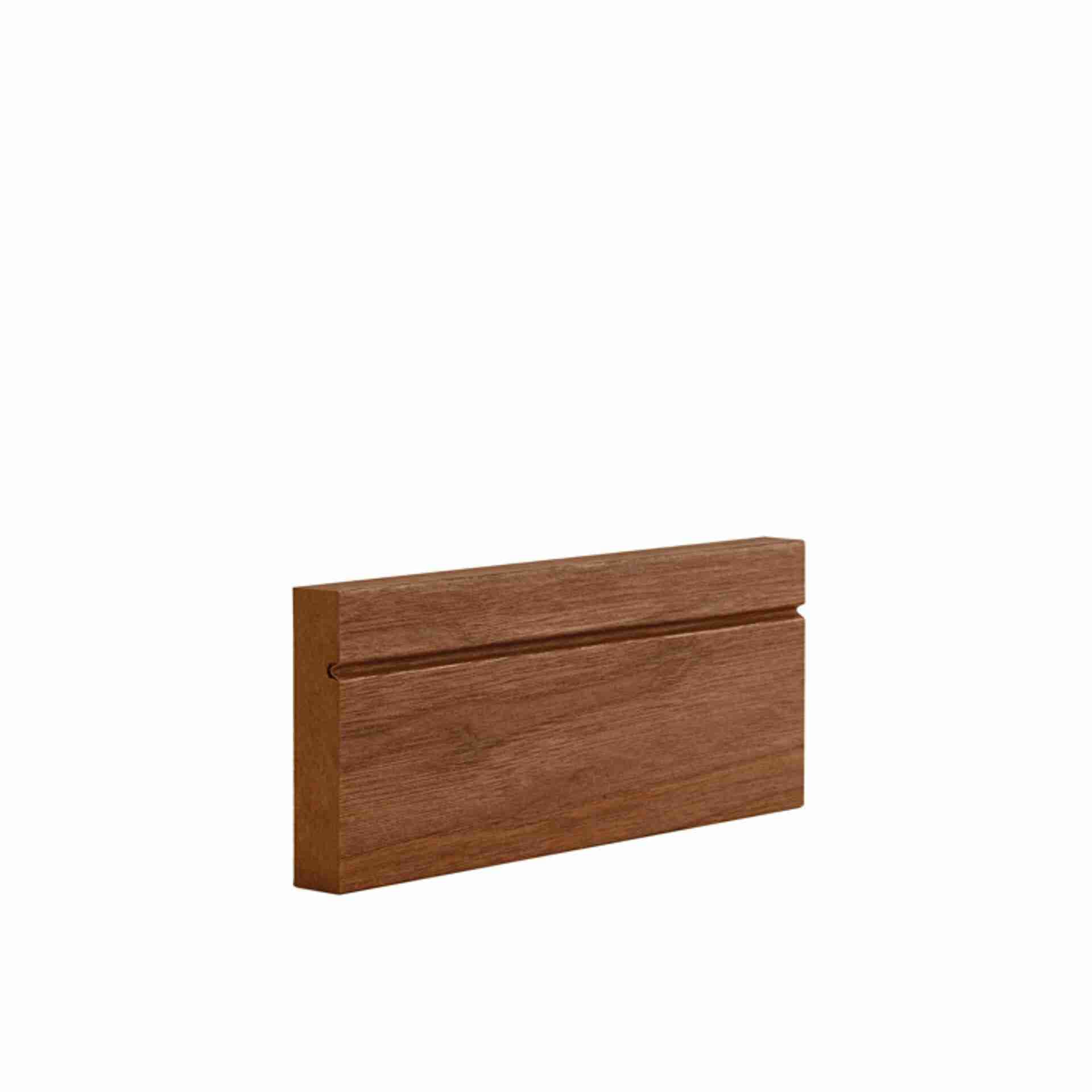 Déanta Walnut Shaker Architrave